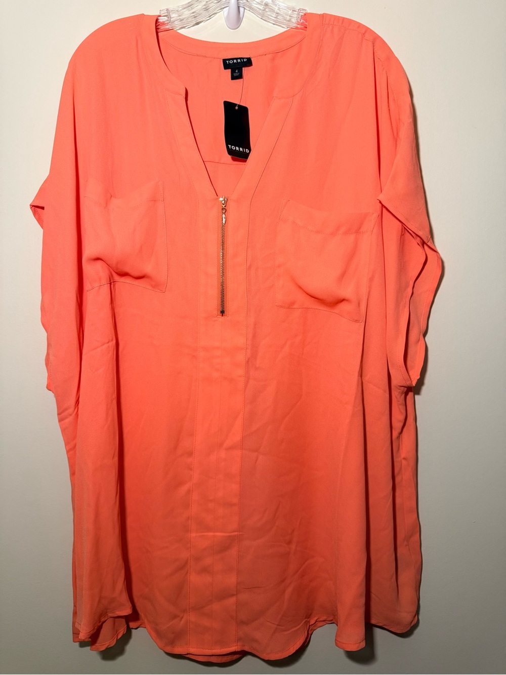 NWT Torrid Coral Zip-Pocket Dolman Sleeves top Size: 4 (26)
